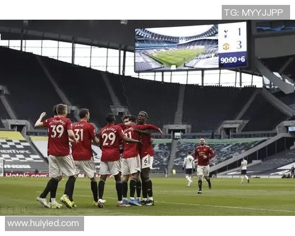 博格巴重返赛场展现实力引发球迷热议未来发展备受关注